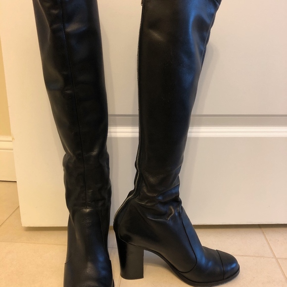 CHANEL High Boots - Picture 2 of 8